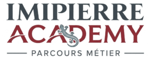 Logo 2026 IMIPIERRE ACADEMY PARCOURS METIER avec margouillat central et rouge bordeaux pour se marier avec le A d'APPRENTISSAGE